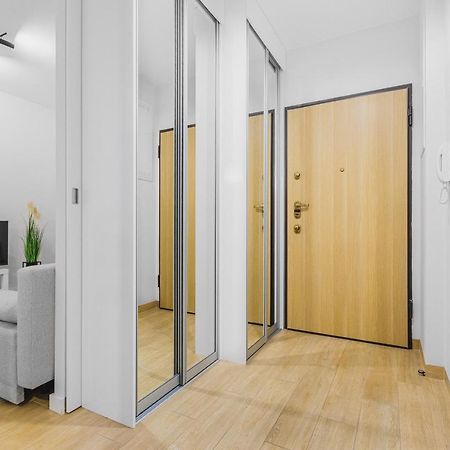 Floris Apartment Лодзь Екстер'єр фото