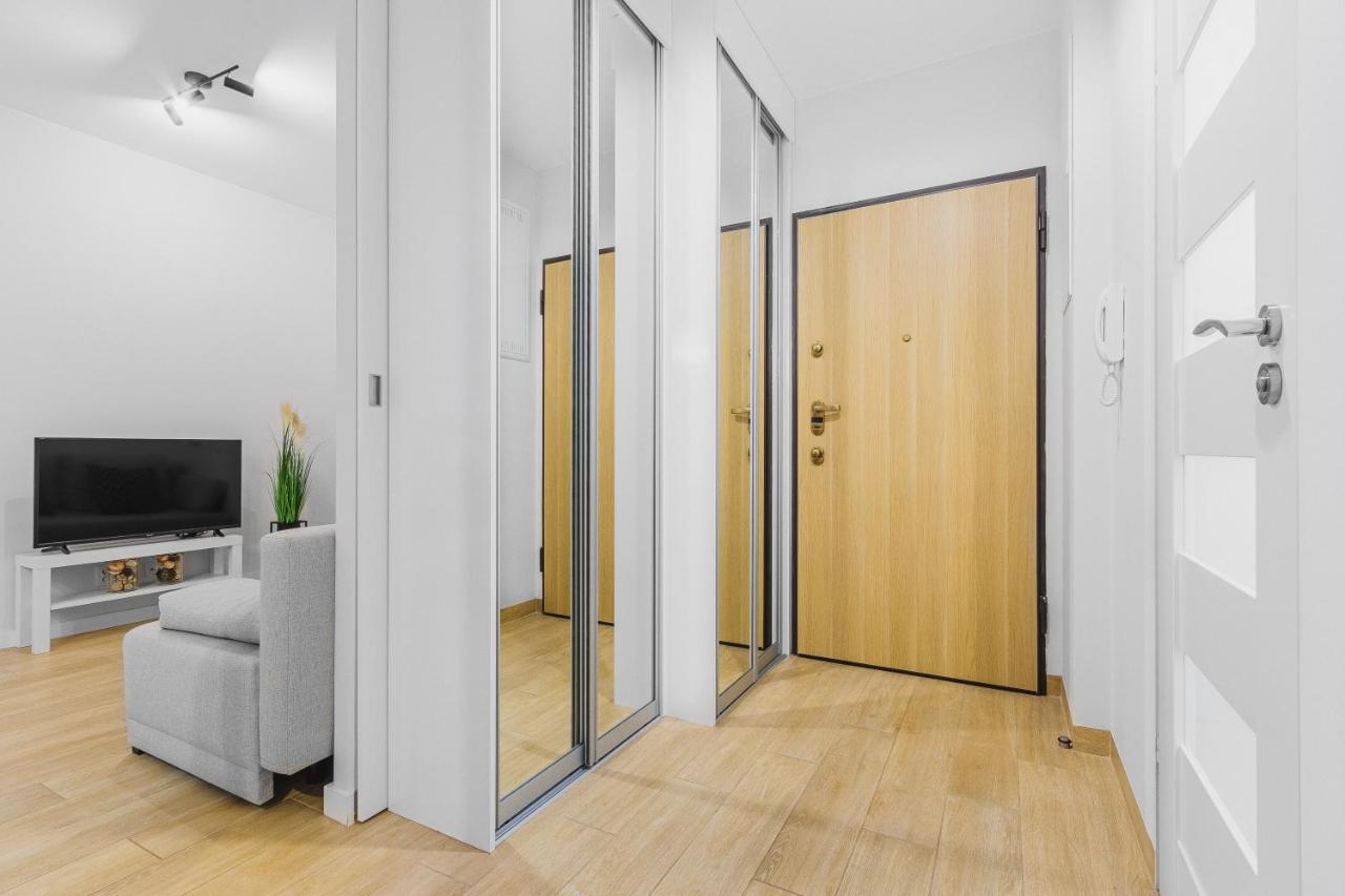 Floris Apartment Лодзь Екстер'єр фото