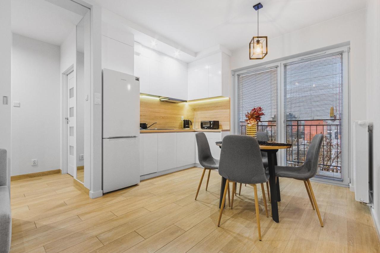 Floris Apartment Лодзь Екстер'єр фото